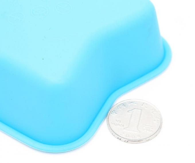 Unique Design Silicone Cake Molds , Silicone Baking Tins Long Lifespan