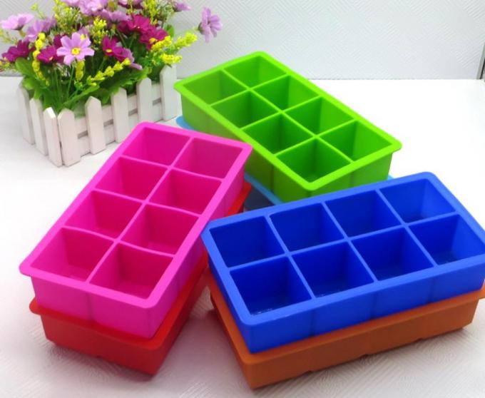 Square Silicone Ice Tray Molds , Novelty Ice Molds 8 Cavity Stackable