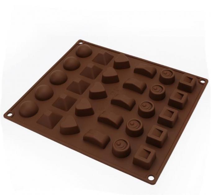 Multi Style Candy Making Molds , Mini Chocolate Molds 3d Christmas Easy Storage
