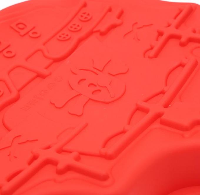 Food Grade Silicone Cake Molds , Silicone Cookie Molds Pirate Boat Shaped