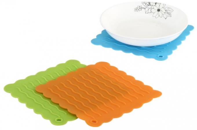 Gourmet Placemat Silicone Kitchen Tools Embossed Water Wave Pattern