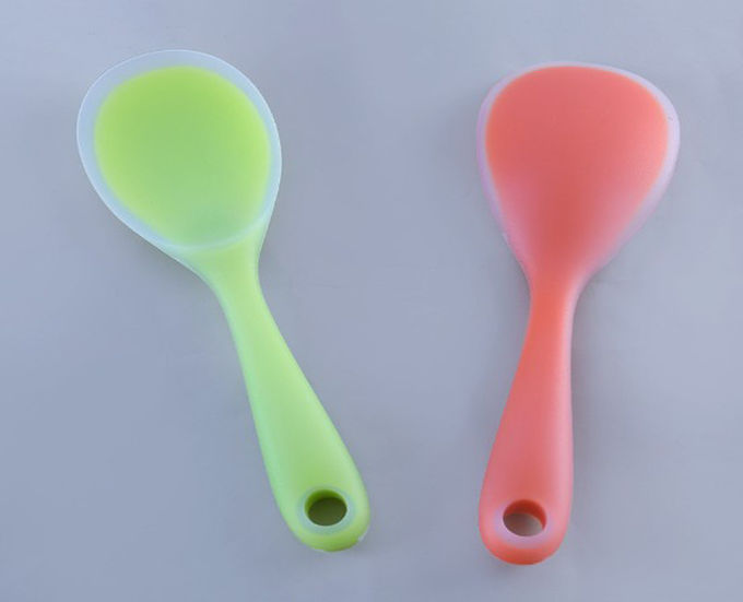 Food Grade Silicone Rice Spoons kitchen tools with translucent color